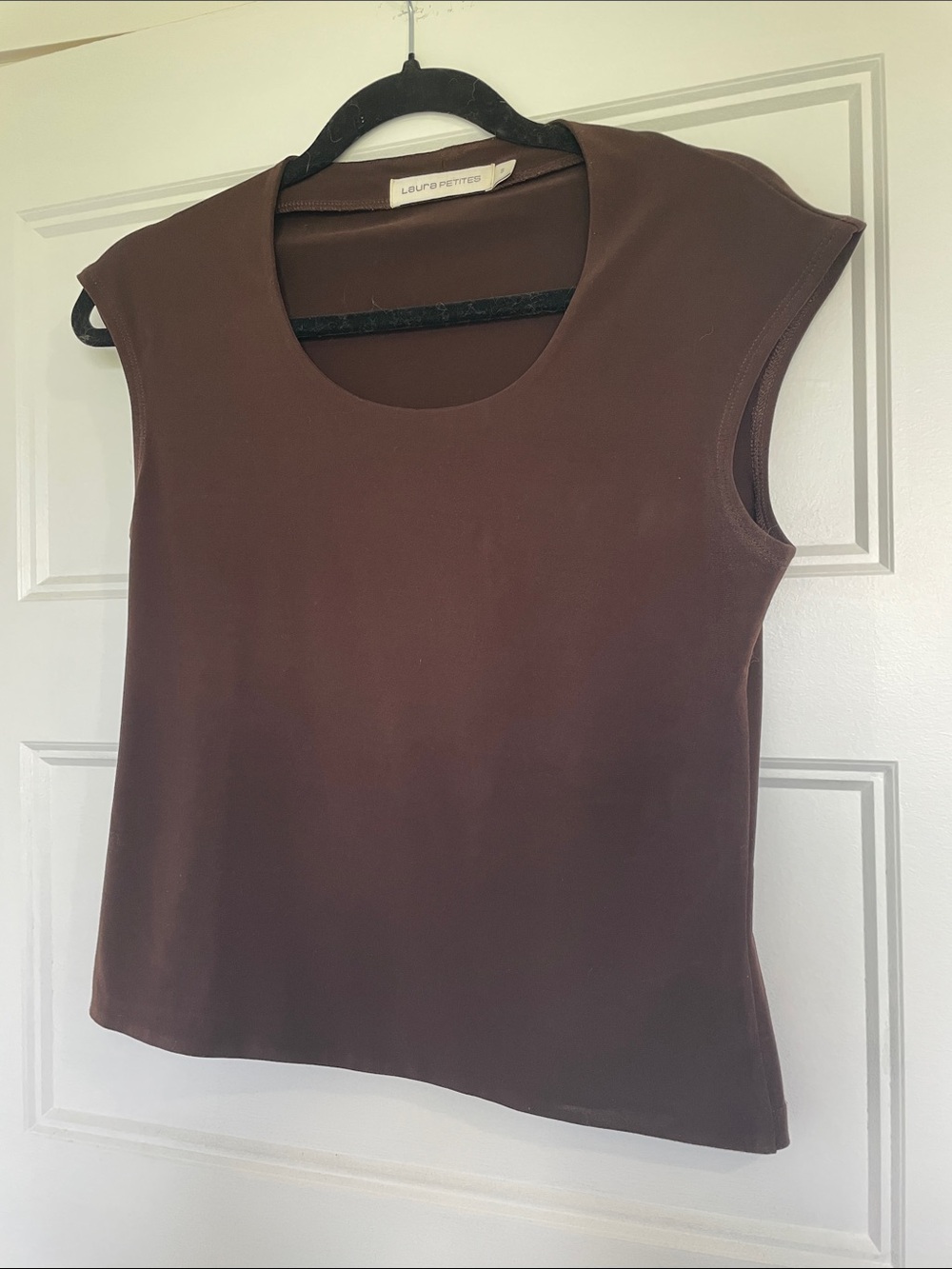 Aura Brown Scoop Neck Tank Top